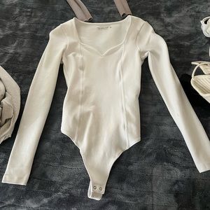 White long sleeve bodysuit Abercrombie. XXS